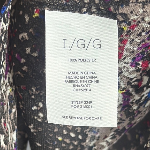 Cabi Crochet Print Black Brown and Cream Buttoned Sheer Paris Blouse Size Large - Picture 10 of 12